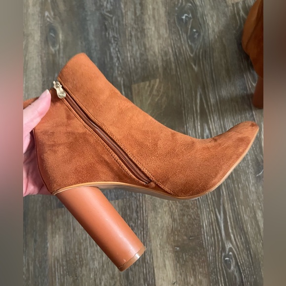 Cape Robbin Boots - Picture 5 of 7